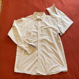 Men's Gold Label Dress Shirt. Size 16-34.